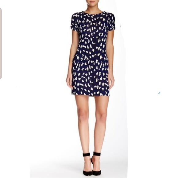 Diane Von Furstenberg Dresses & Skirts - Diane Von Furstenburg Beth Leopard Print Dress